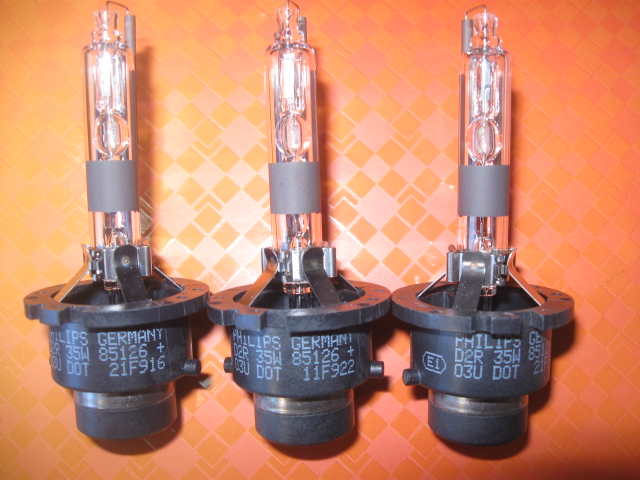 PHILIPS&nbsp;SINGLE&nbsp;BULBS